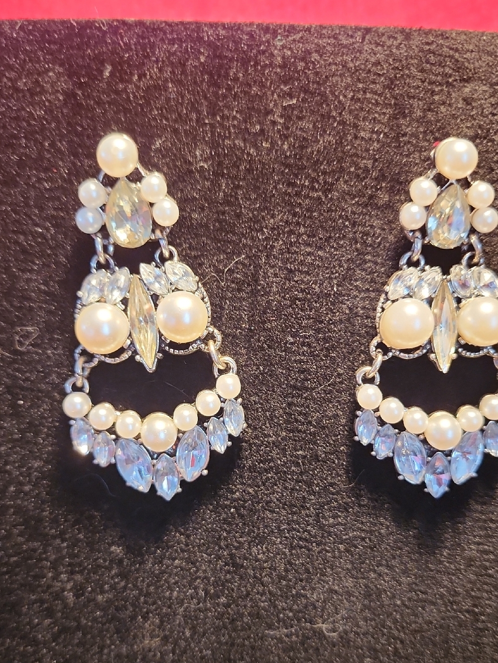 Pearl and Crystal Dangle Earrings - Ivory Pearls with Clear Crystals